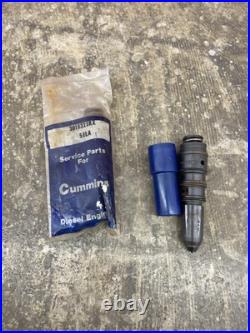 Cummins Diesel Engine Fuel Injector OEM 3018323RX NOS